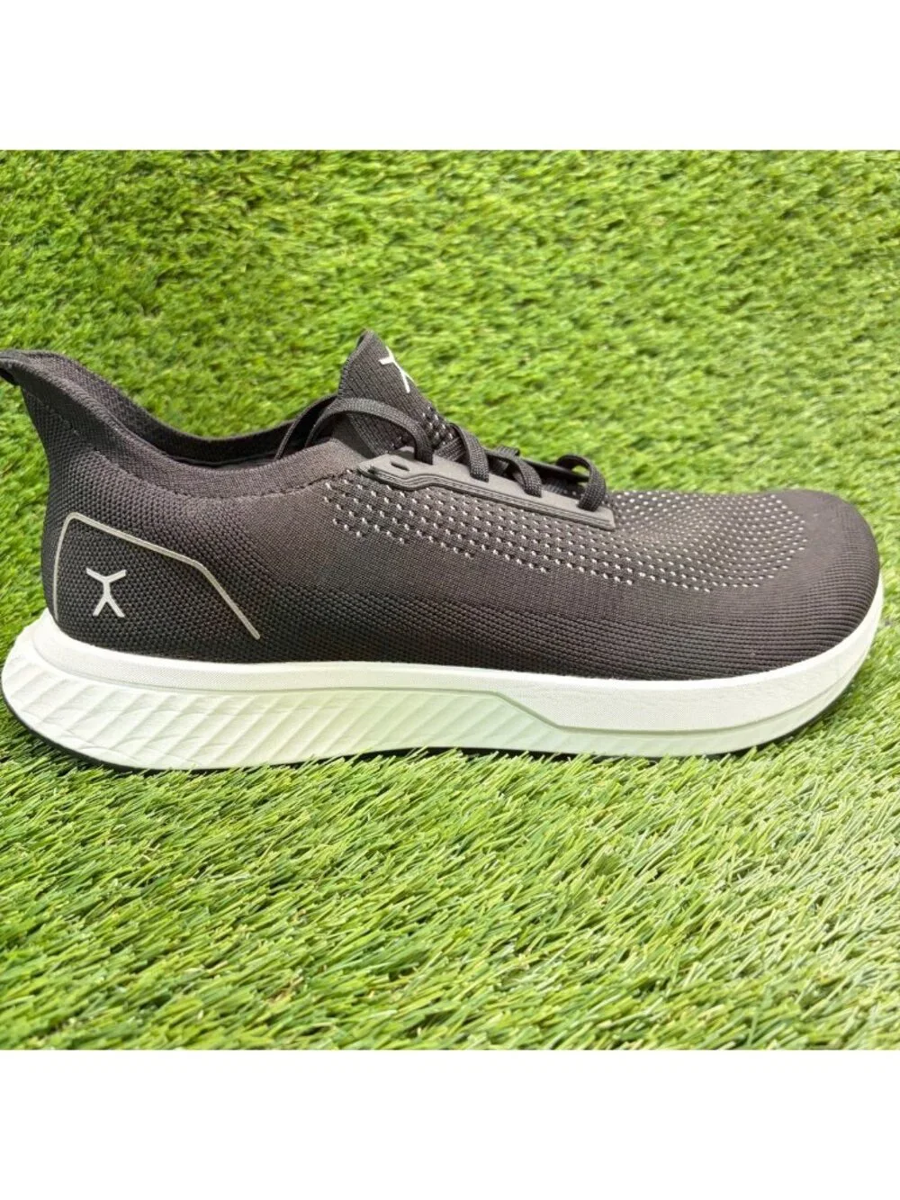 Flux Adapt Runner Black White Mens Size 13 Athletic Running Knit Shoes Sneakers